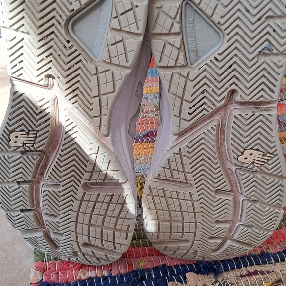 New Balance 857 White Sneakers Size 7 1/2 - Picture 6 of 9